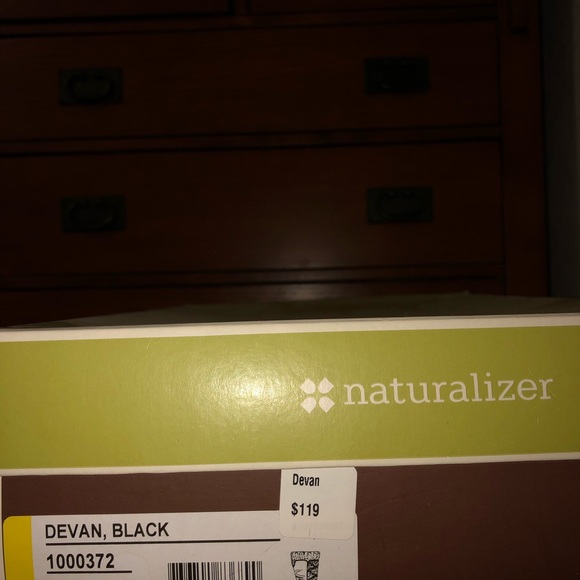 Naturalizer boots. - Picture 7 of 8